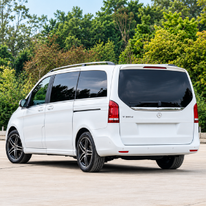 Benz V-Class Rental in Chennai – exterior view