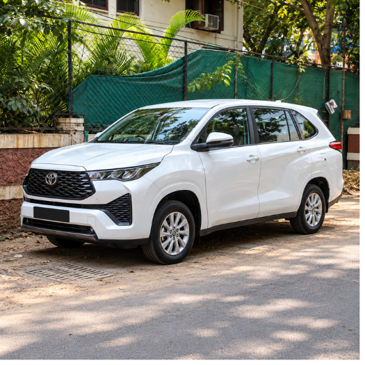 Toyota Innova Rental in Chennai – exterior view